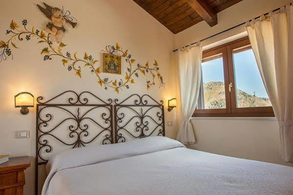 מלון טאורמינה Il Casale Di Caterina מראה חיצוני תמונה